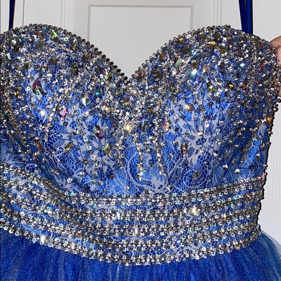 dress - Picture 4 of 4